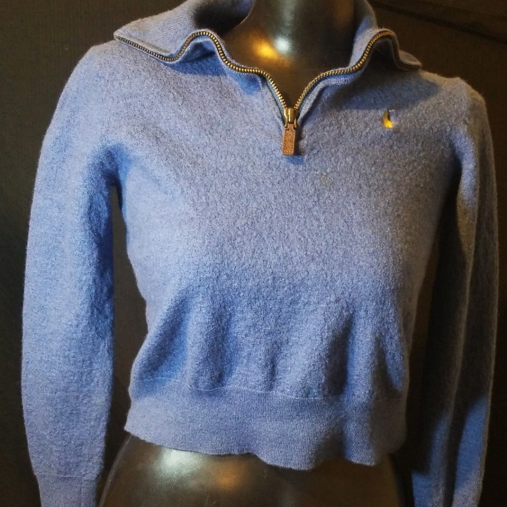 Polo Sweater soft fabric